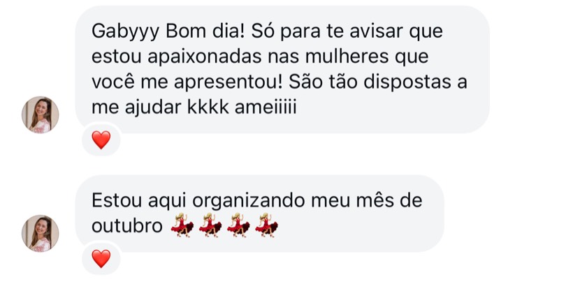 Mensagem de aluna dizendo que está apaixonada pelas assistentes e organizando o mês de outubro